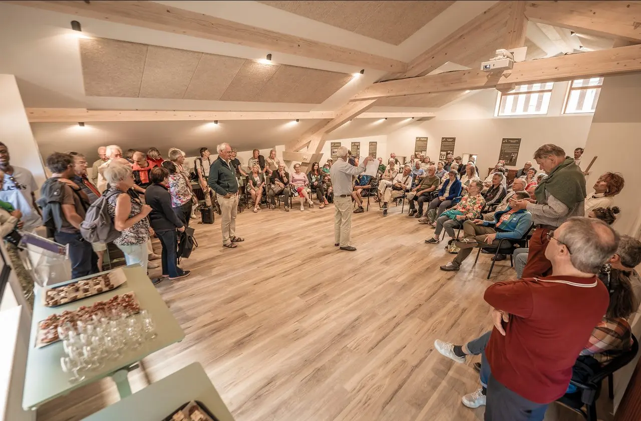 Salle de séminaire du Centre Culturel de la Gorge